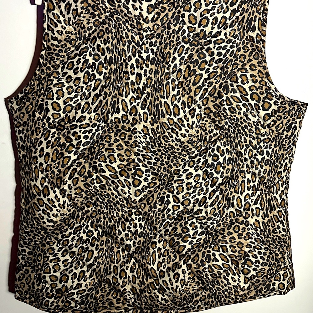 Winter leopard vest, like new!